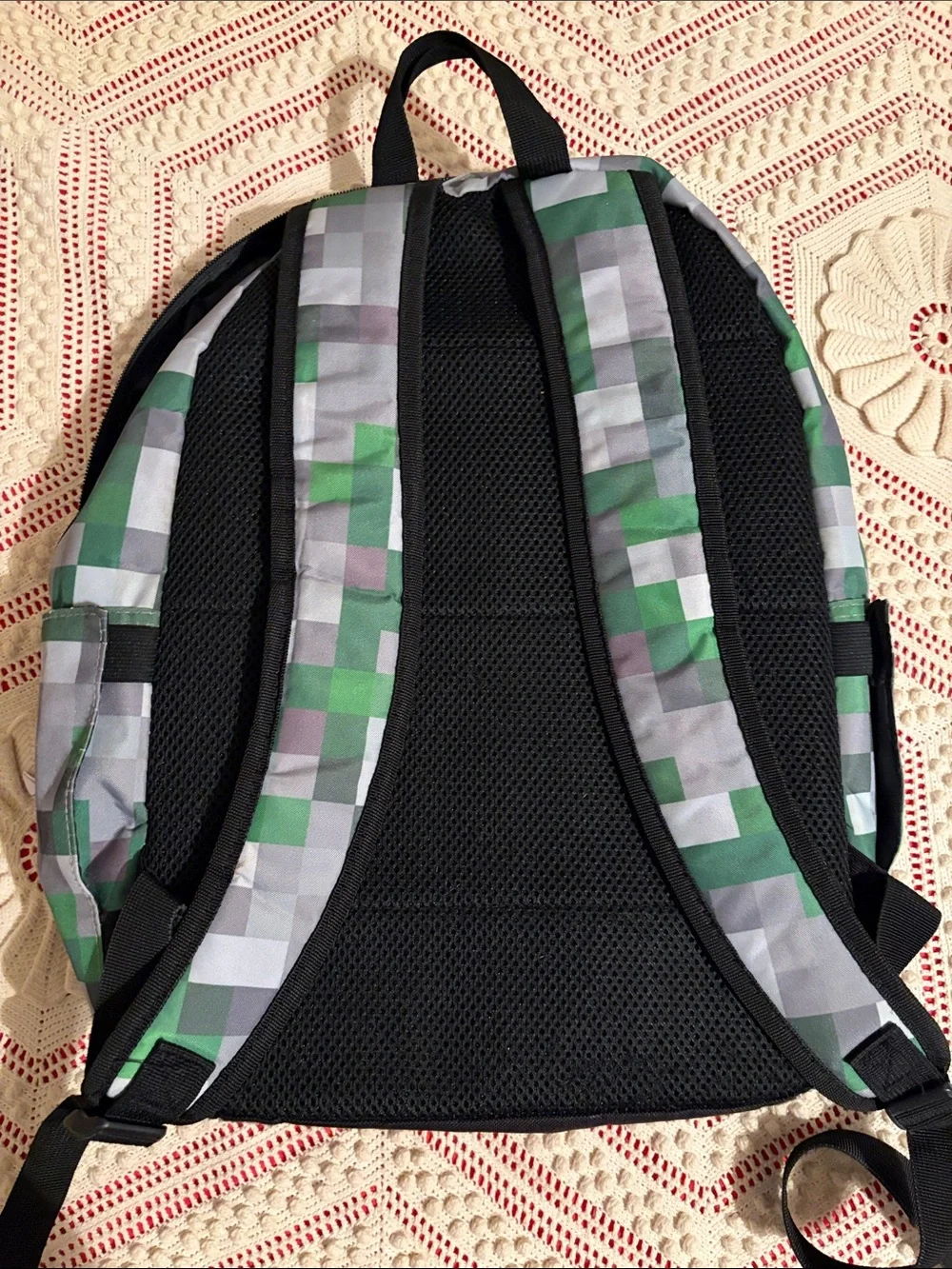 Minecraft Pixel-Print Green Backpack with Lunch Bag